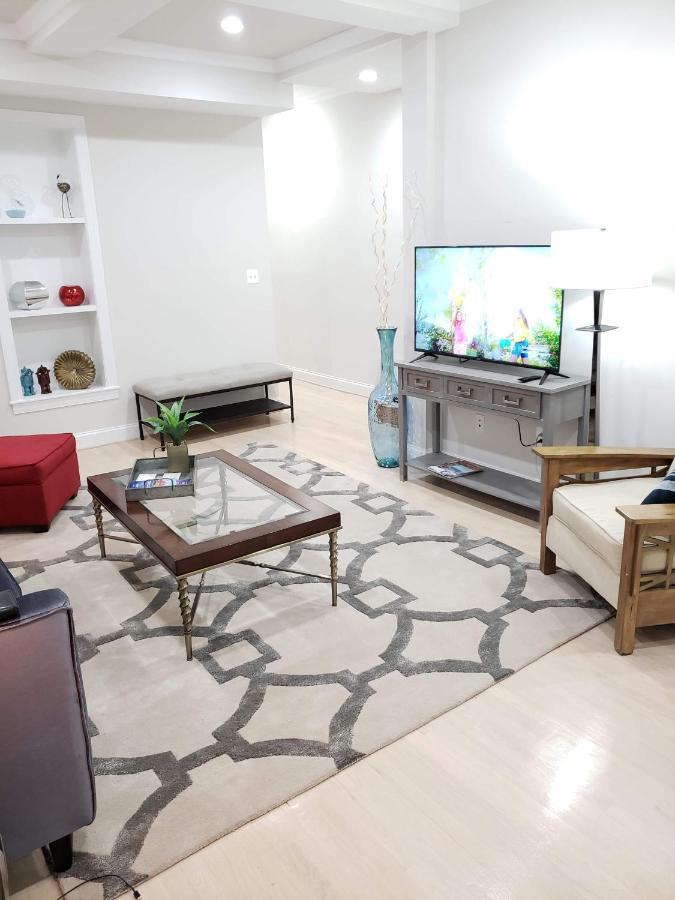 Spacious & Bright Home In Bloomingdale/ Truxton Dc Washington Kültér fotó